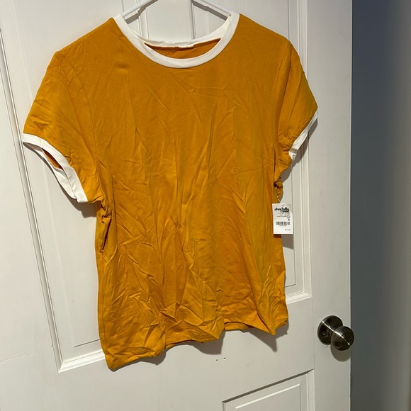 Never worn - Picture 1 of 3